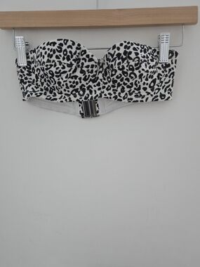 Prism London Leopard Print Strapless Bandeau Bikini Top, Size 38 (SM)